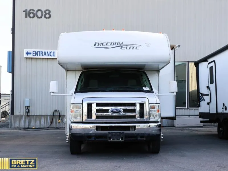 2012 Thor Motor Coach Freedom Elite 26E - Photo 3
