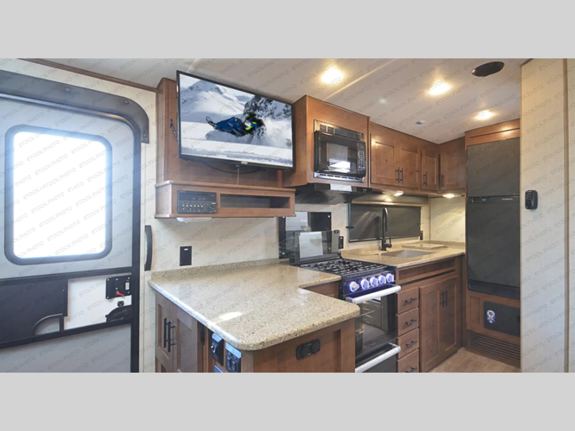 2027 Outdoors RV Creek Side Mountain Series 19MKS - Photo 3