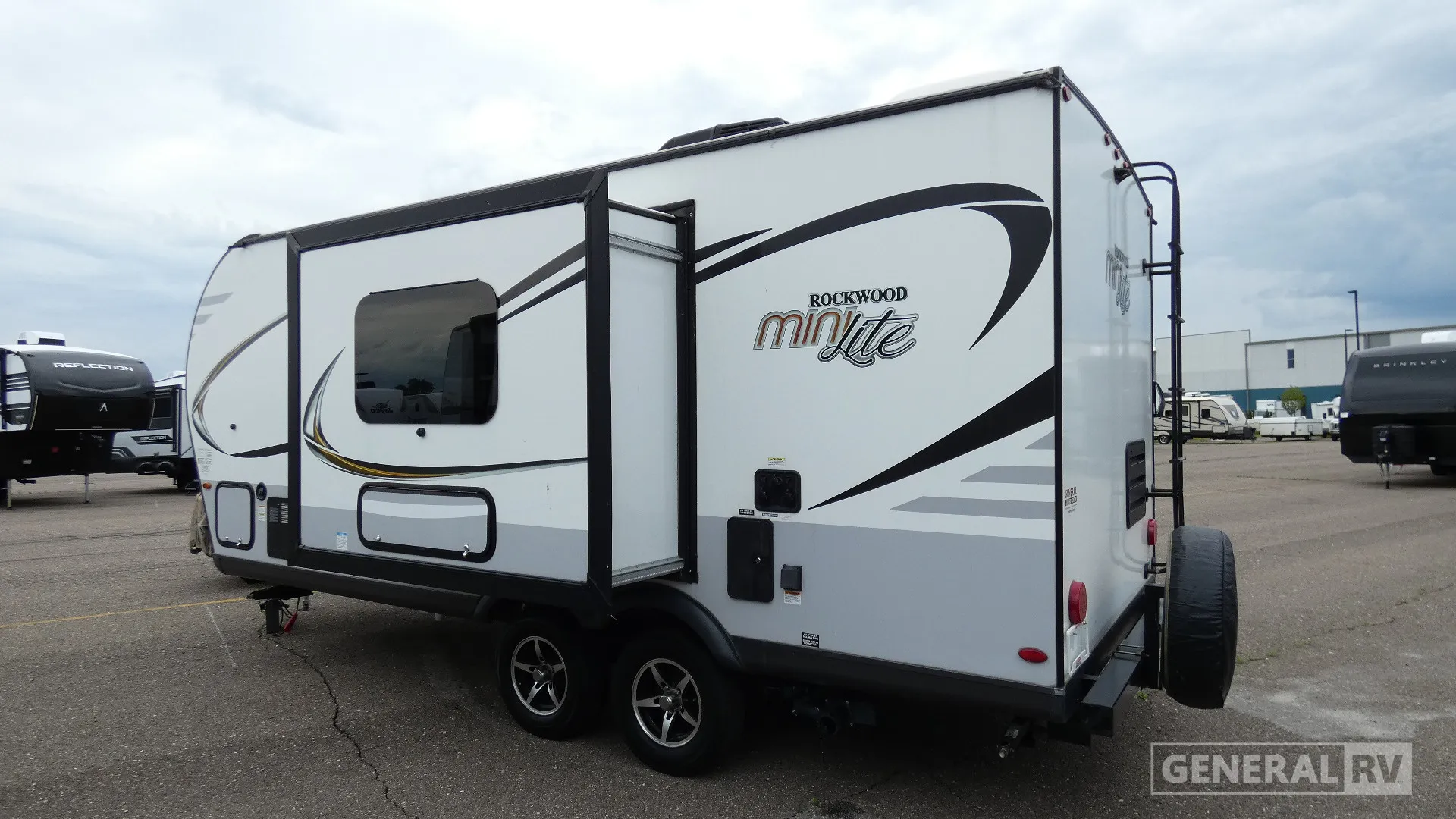 2021 Forest River Rockwood Mini Lite 2109S - Photo 4