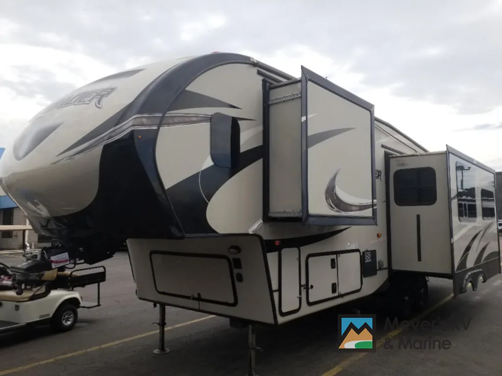 2018 Prime Time Crusader 295RST, Photos photo 4