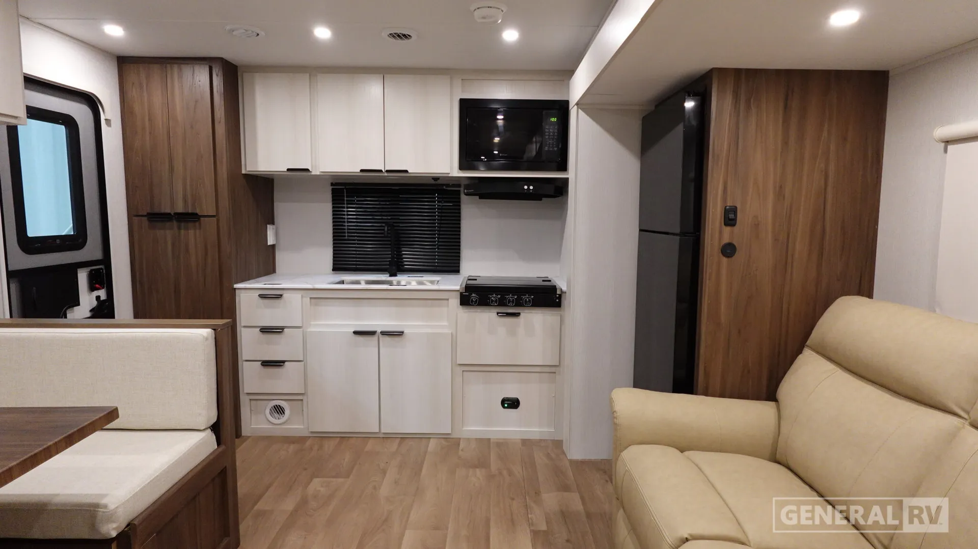 2026 Winnebago Access 25RK - Photo 3