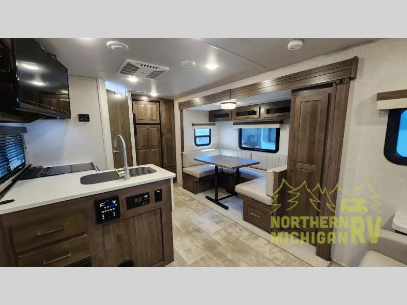 2023 Forest River Rockwood Mini Lite 2104S - Photo 3