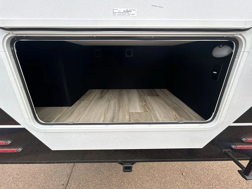 2027 Brinkley Model I 290, Photos photo 12