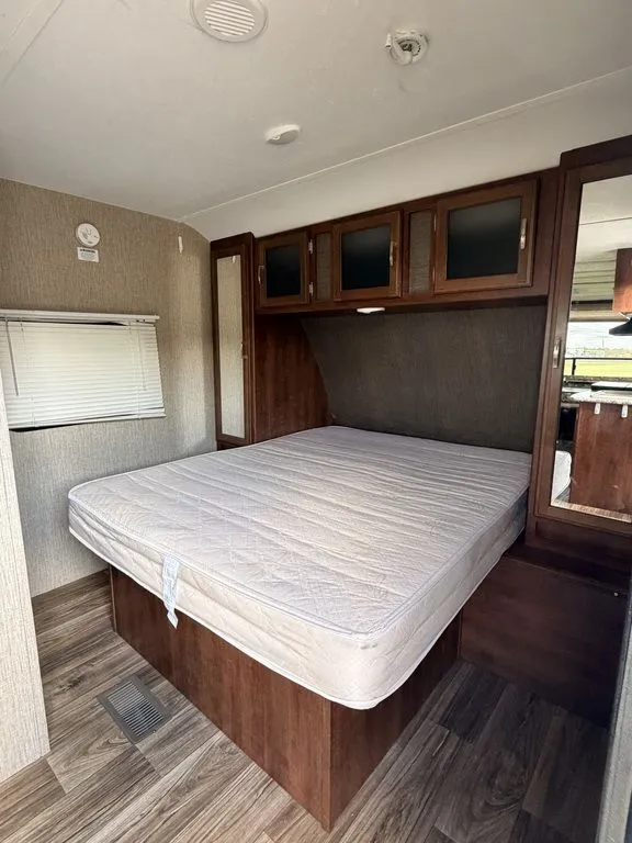 2016 Keystone RV Passport 234QBWE - Photo 4