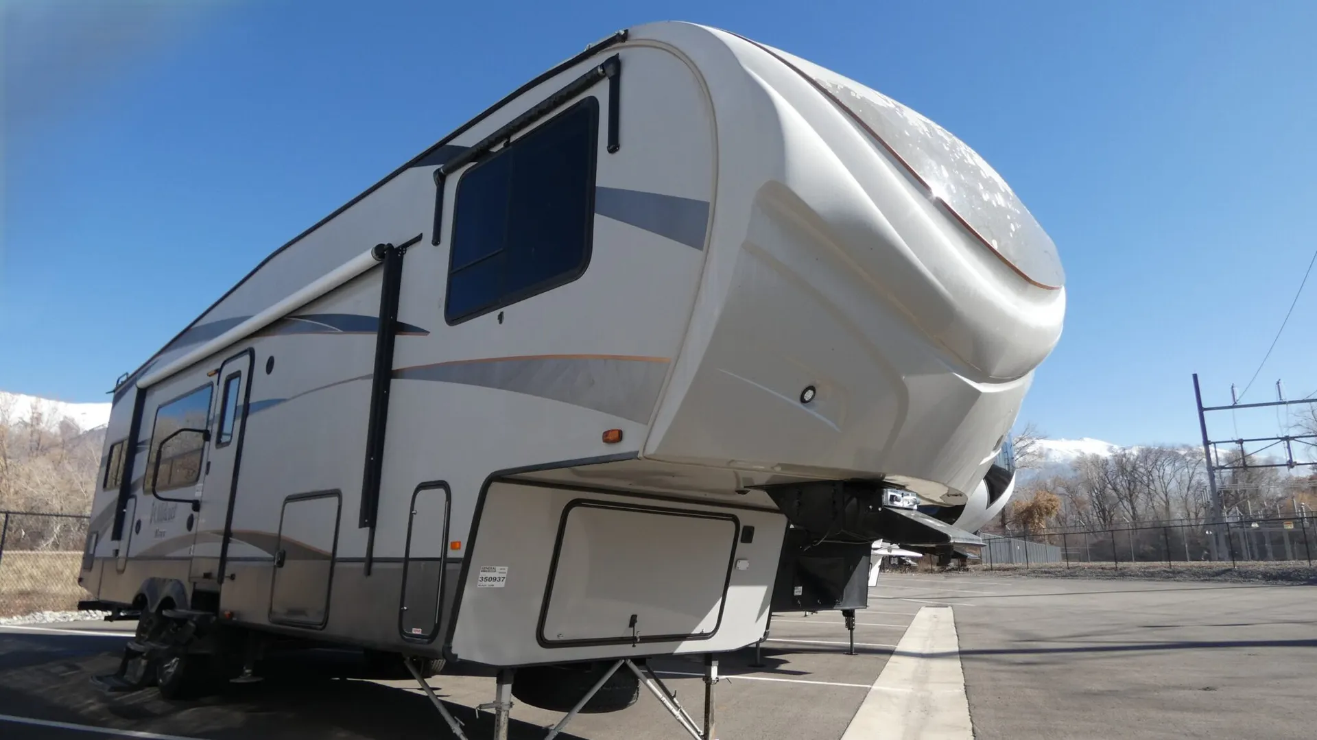 2016 Forest River Wildcat Maxx 322RK - Photo 2