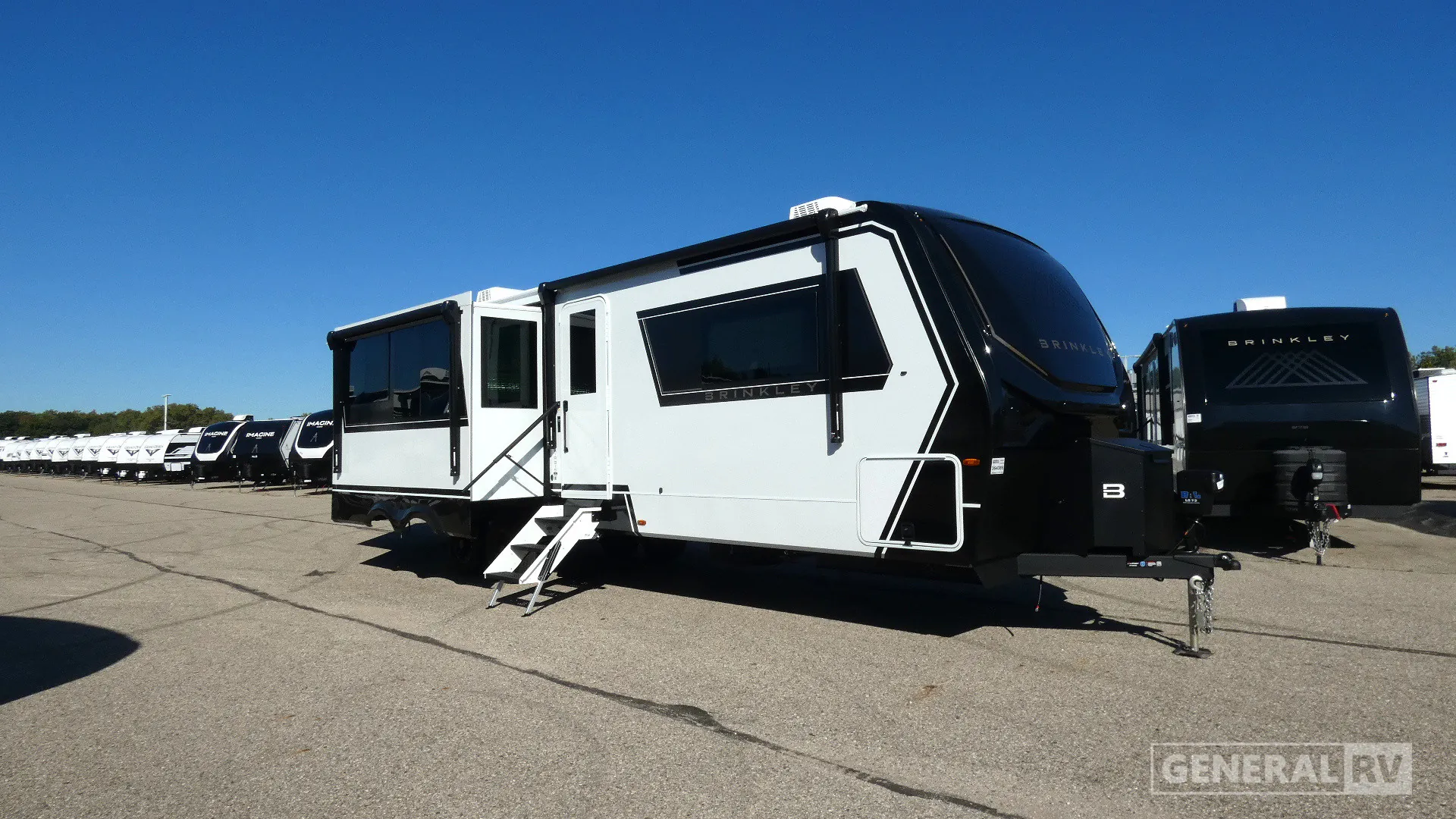 2027 Brinkley Model Z AIR 315