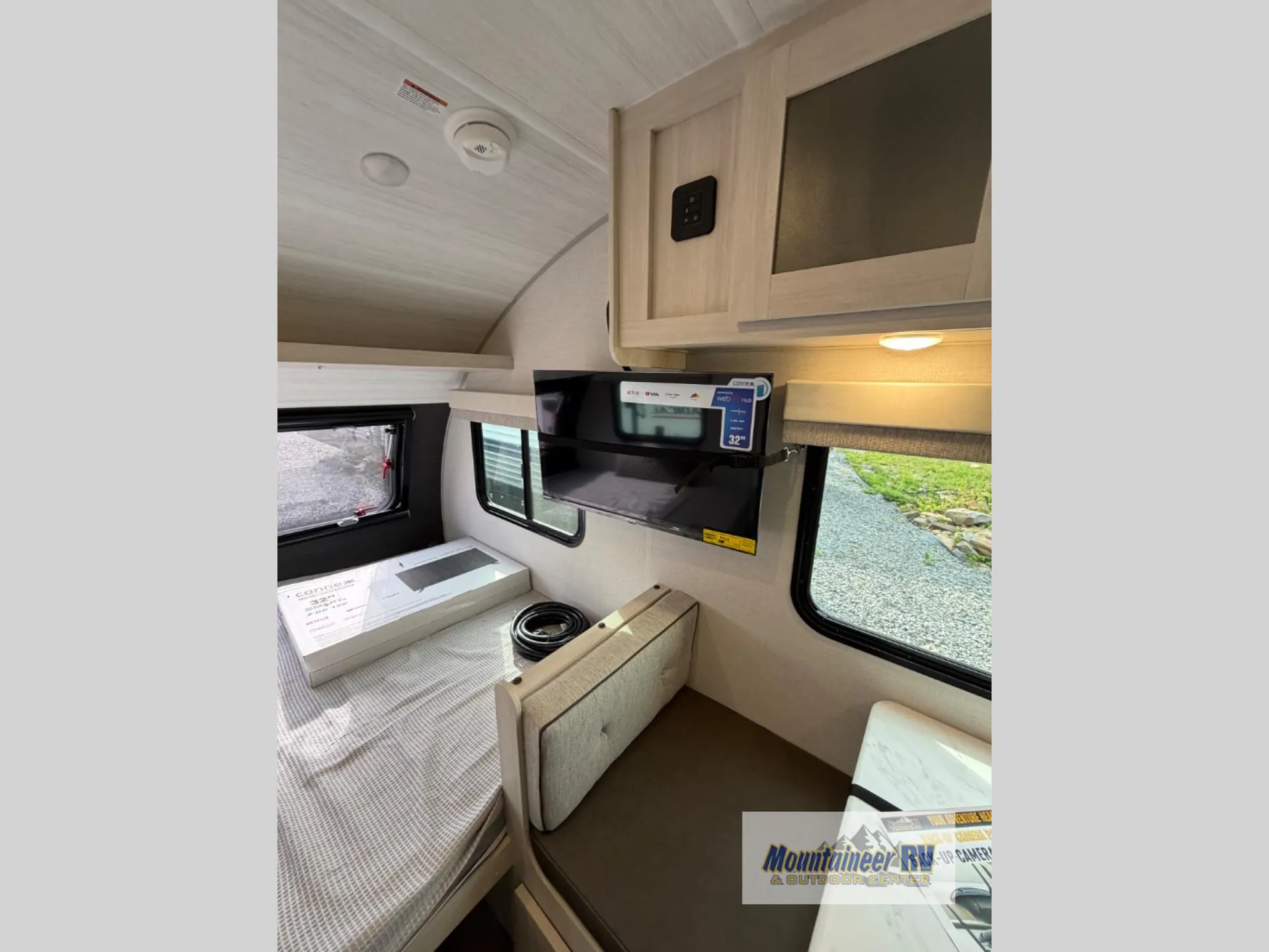 2026 Forest River R-Pod 180 — Photo 6