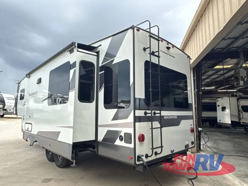 2026 Forest River RV Rockwood Signature 331RL - Photo 4
