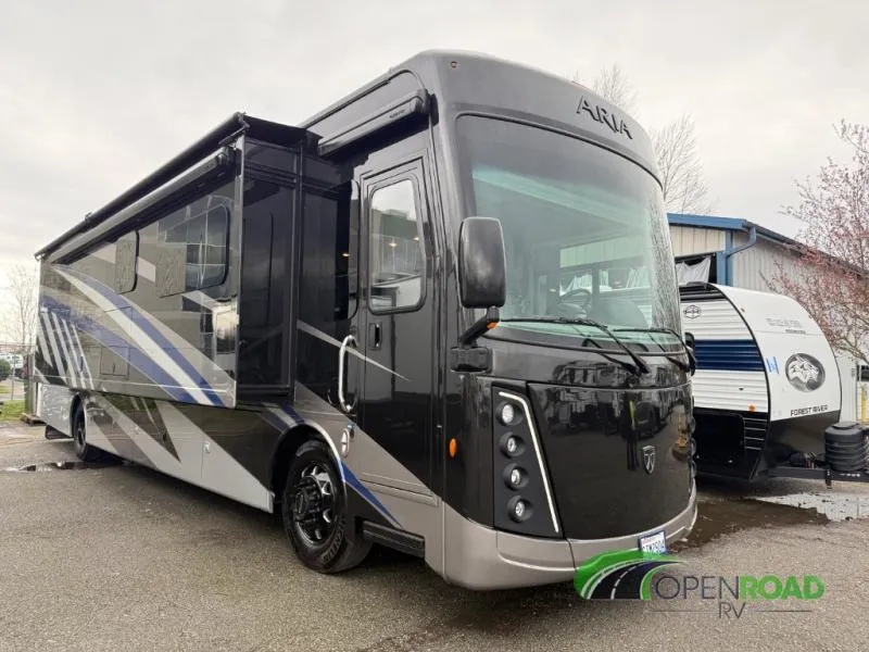 2025 Thor Motor Coach Aria 3901 - Photo 2