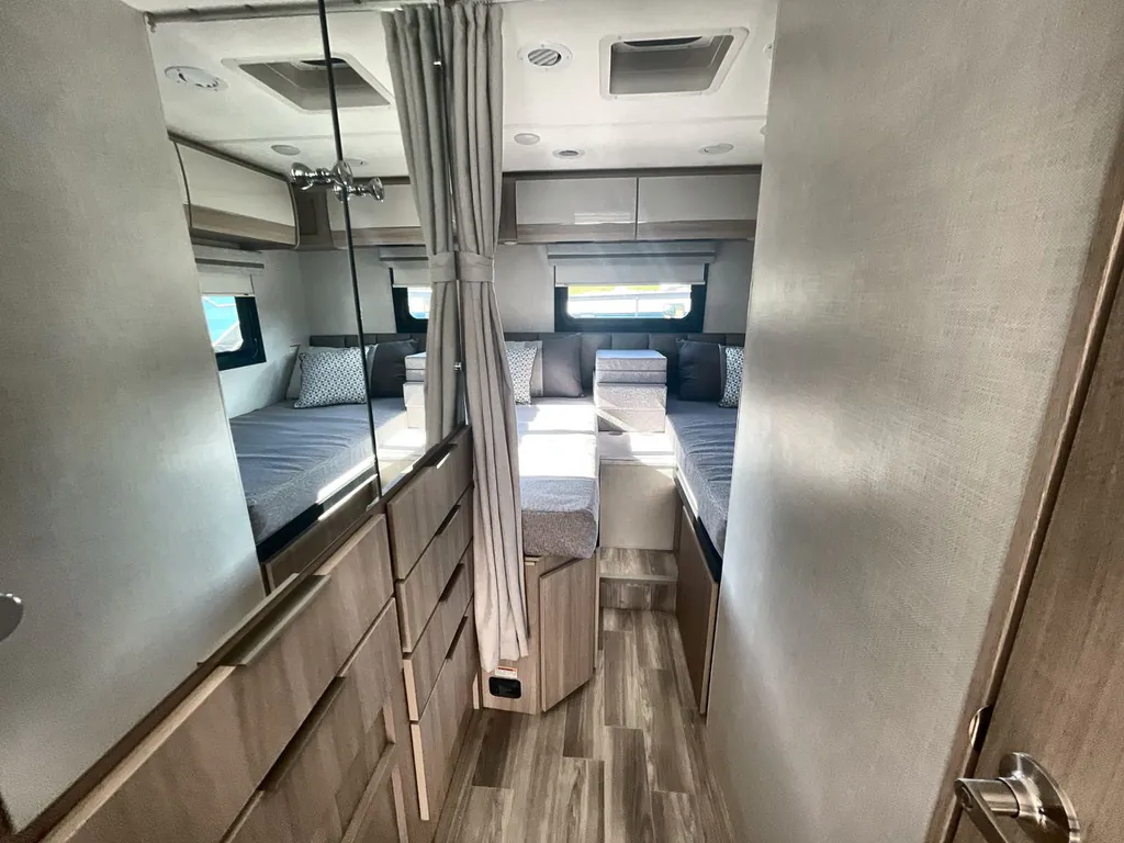 2026 Thor Motor Coach Axis 26.2, Photos photo 18
