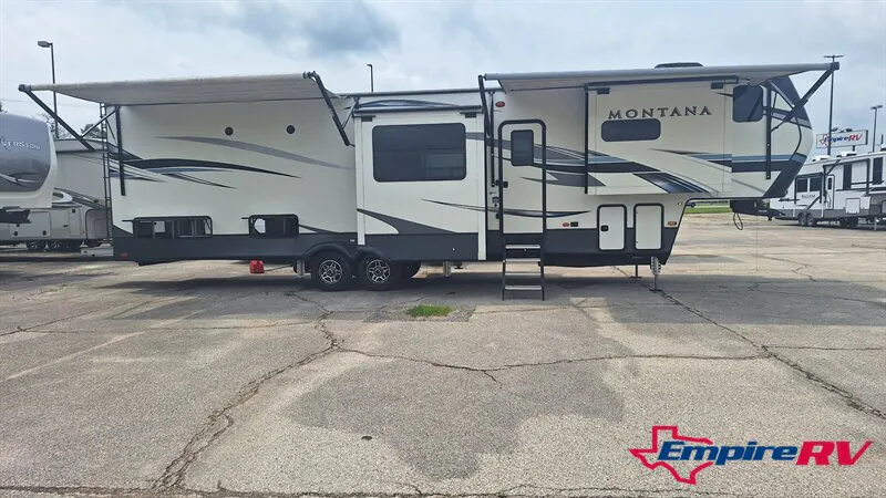 2021 Keystone Montana 3741FK - Photo 2