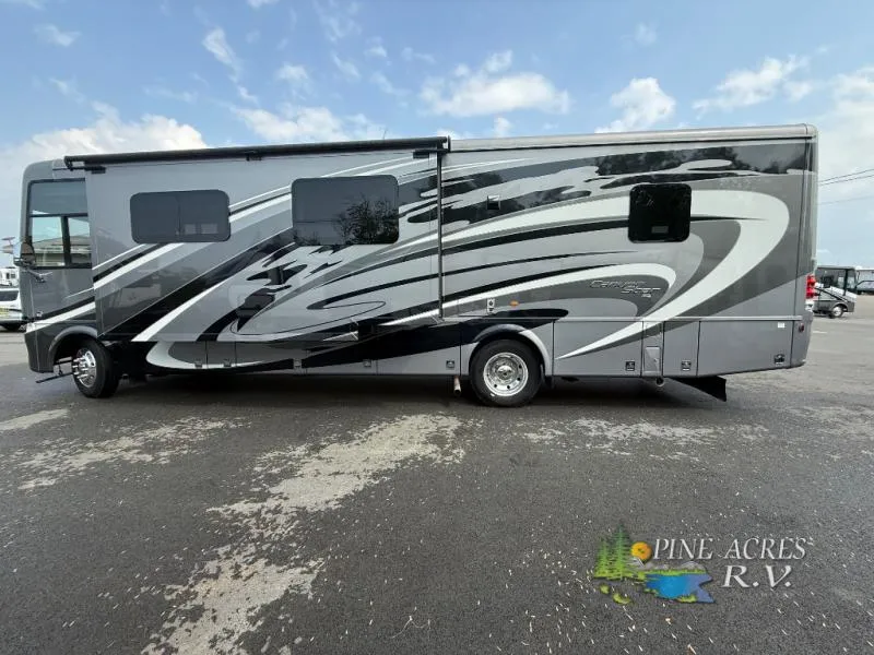 2019 Newmar Canyon Star Used    3627 (16,017 miles) - Photo 3