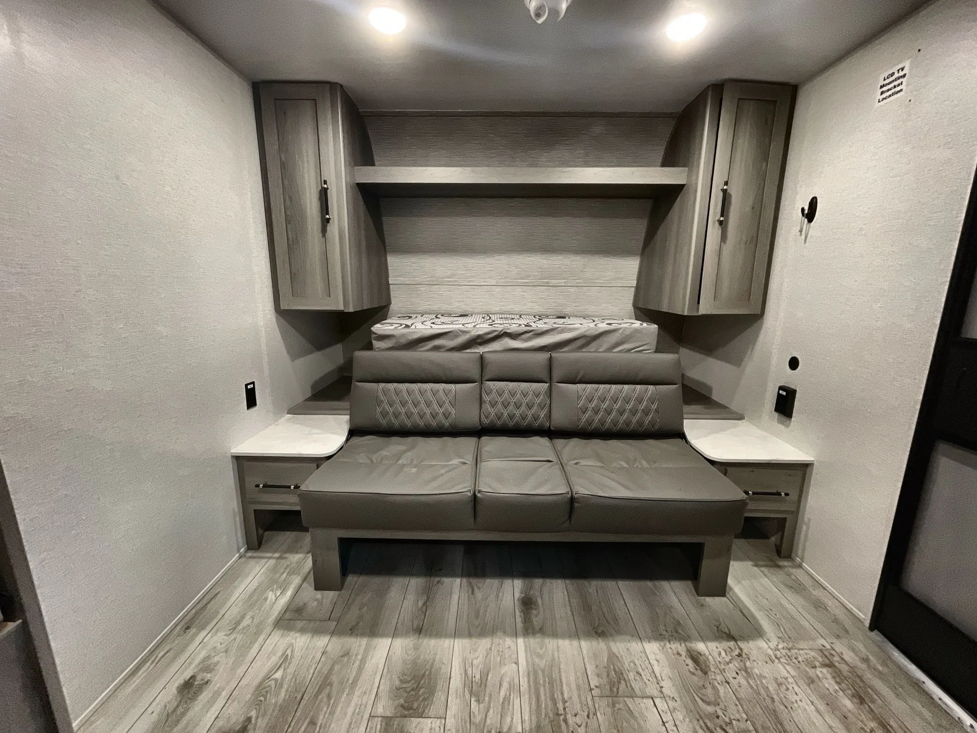 2025 Keystone Hideout Sport 181BH — living area main
