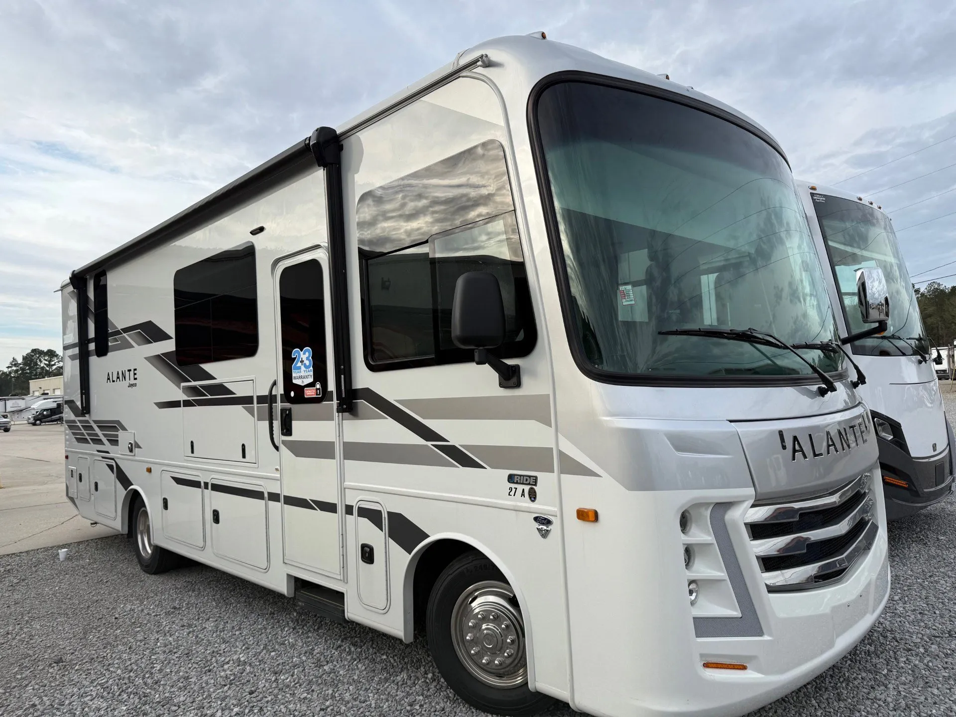 2026 Jayco Alante 27A - Photo 2