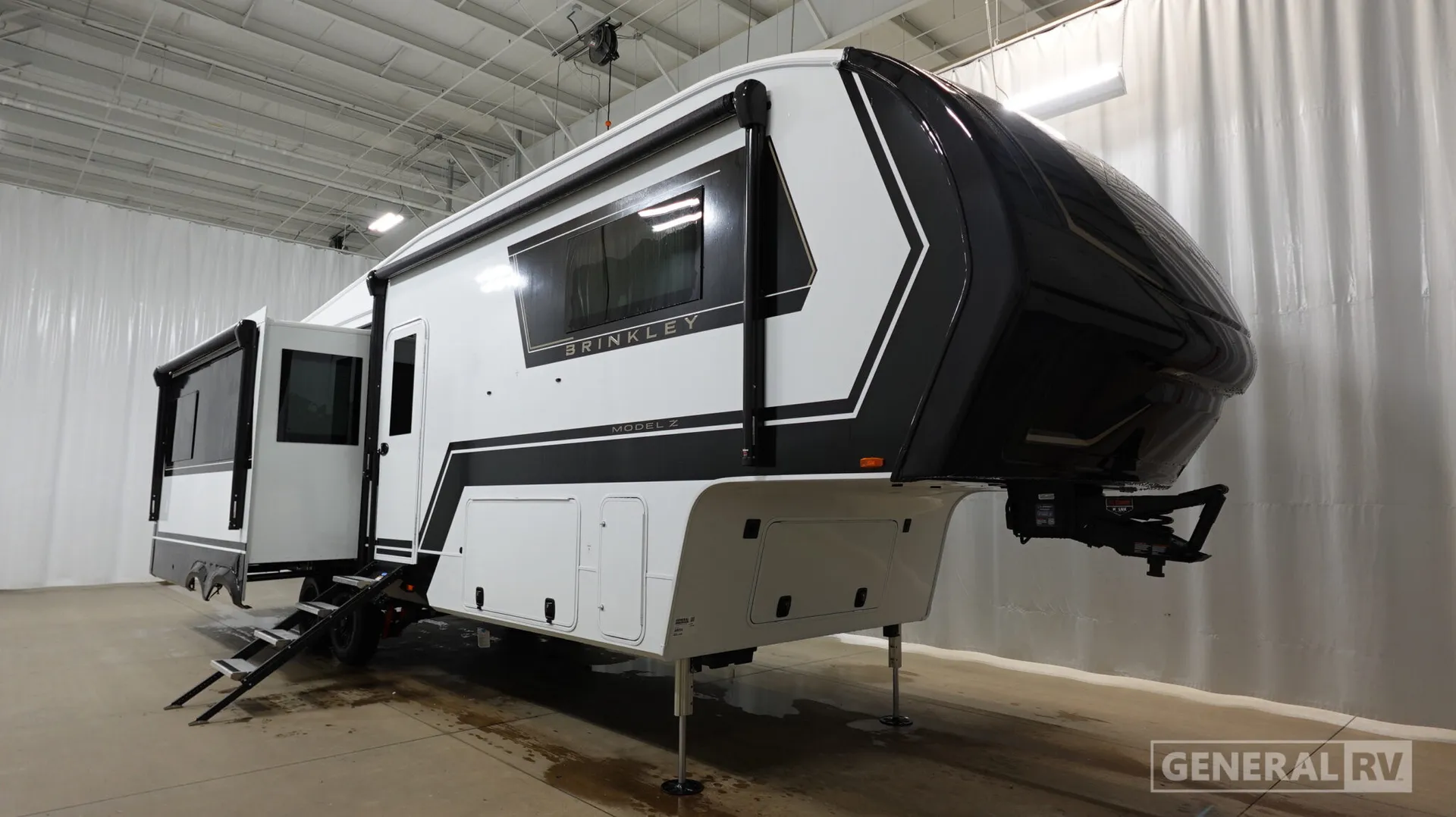 2026 Brinkley Model Z 3100 - Photo 2