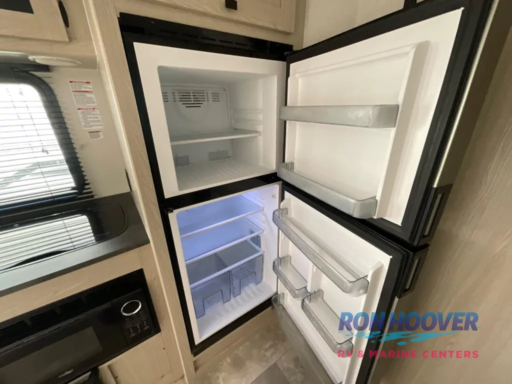 2024 Coachmen Apex Nano 191RBS, Photos photo 13