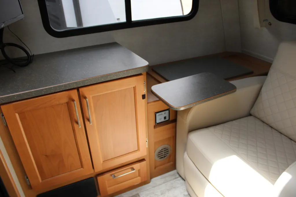 2025 Bigfoot 2500 Series 25B25RQ - Photo 4