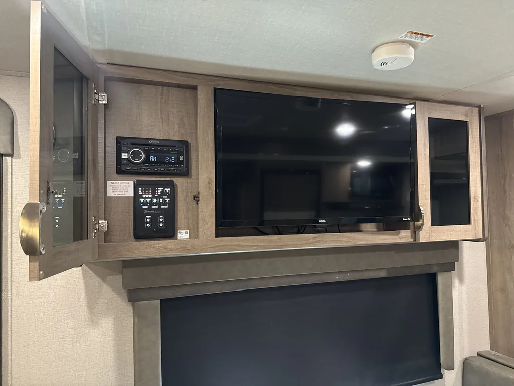 2021 Grand Design Imagine XLS 22MLE, Photos photo 14