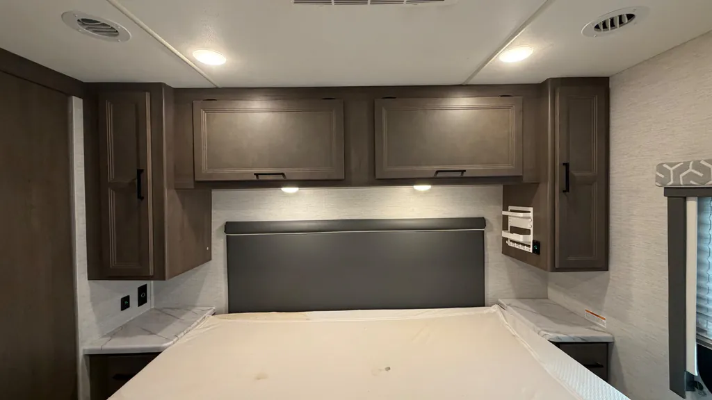 2025 Thor Motor Coach Freedom Traveler A29, Photos photo 19