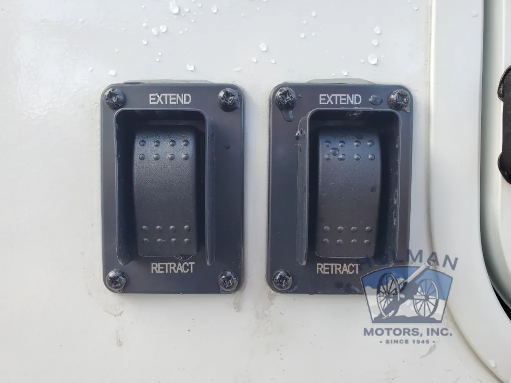 2027 Winnebago Micro Minnie 2108DS, Photos photo 11