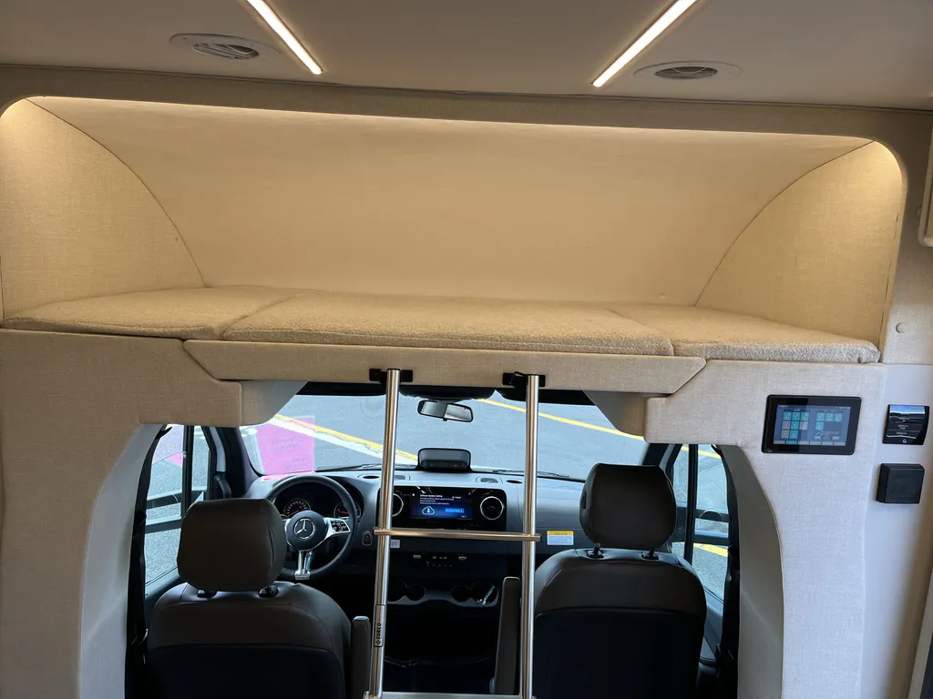 2027 Tiffin Wayfarer 25 PW, Photos photo 10