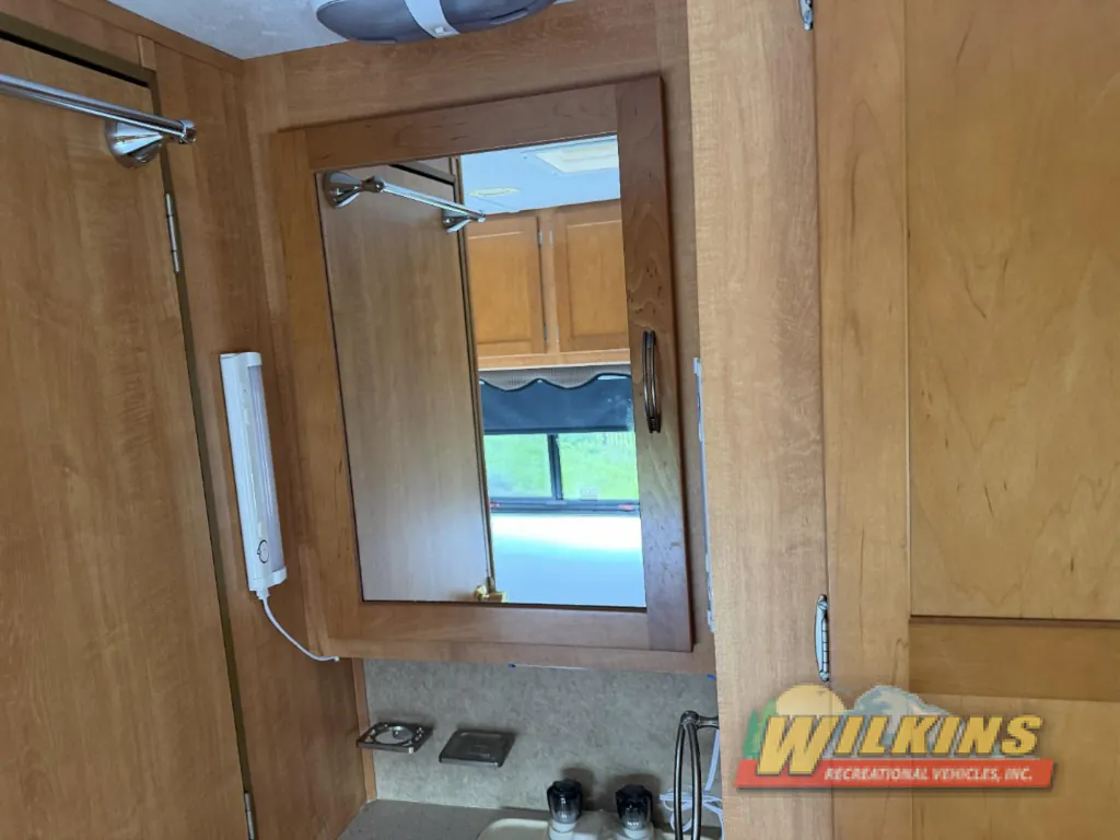 2010 Forest River Sunseeker 2300, Photos photo 6