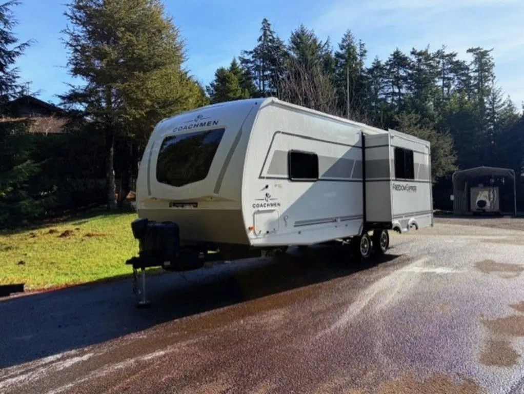 2026 Coachmen Freedom Express Ultra Lite 22MLS - Photo 2