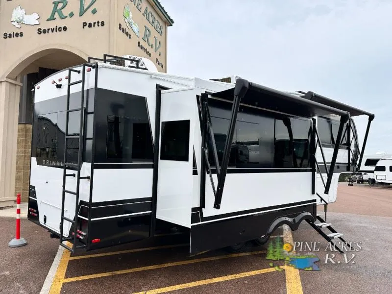 2027 Brinkley Model Z 2900 - Photo 4