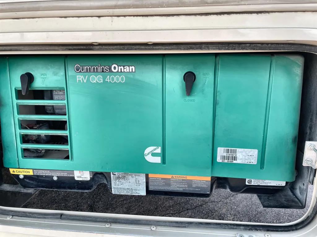 2018 Winnebago Sunstar 27P, Photos photo 30