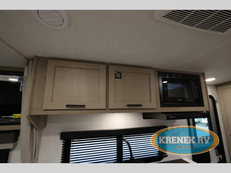 2026 Forest River Rockwood Mini Lite 2109S - Photo 3