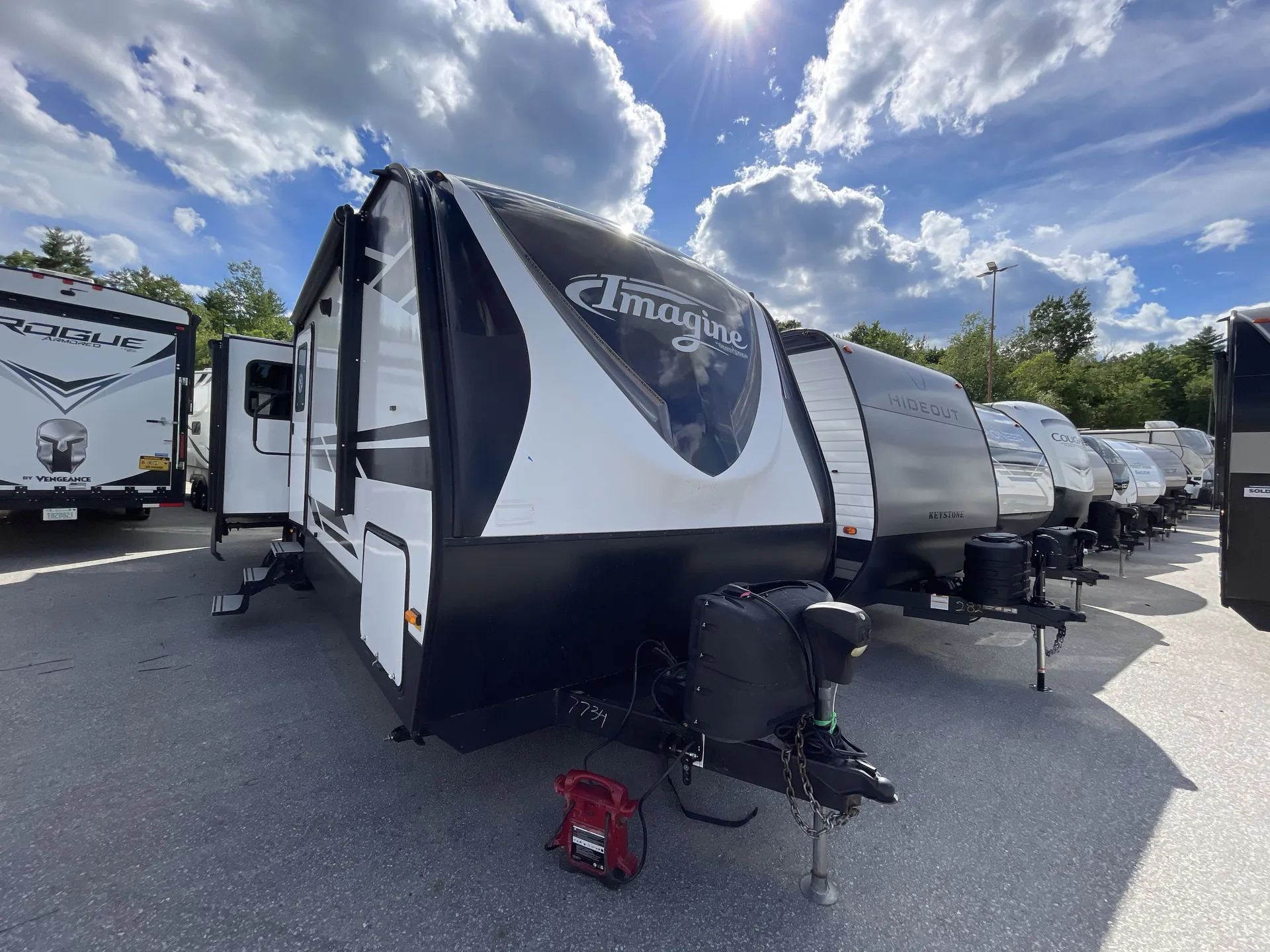 2020 Grand Design Imagine 2970RL - Photo 2