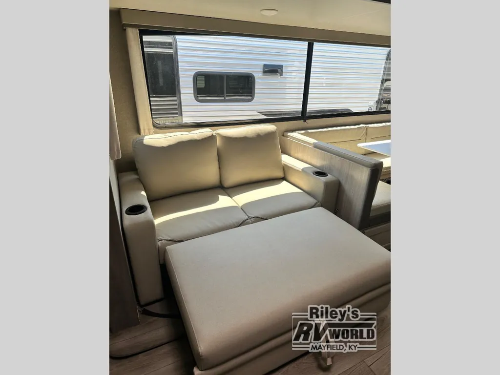 2026 Coachmen Catalina Legacy Edition 273DBHCK, Photos photo 22