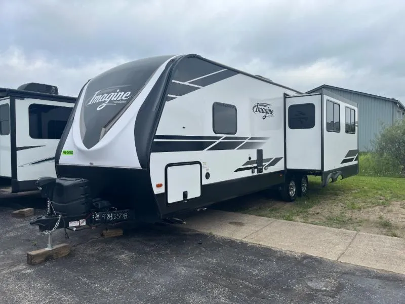 2022 Grand Design Imagine 2670MK - Photo 3