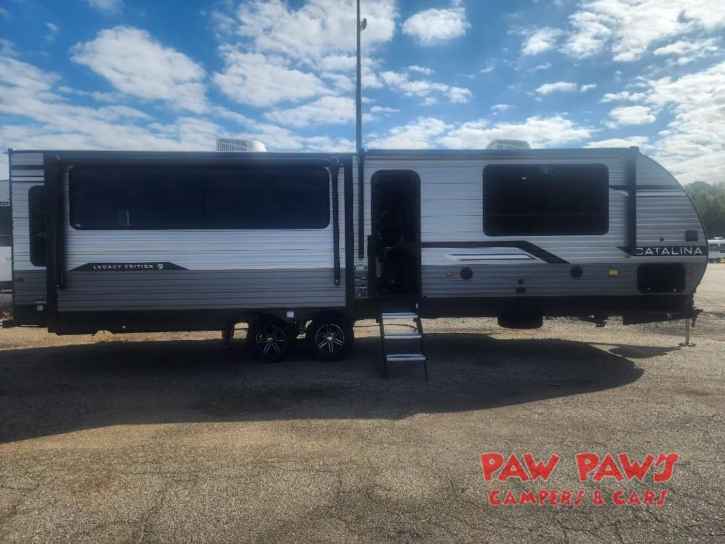 2026 Coachmen Catalina Legacy Edition 313RLTS - Photo 3