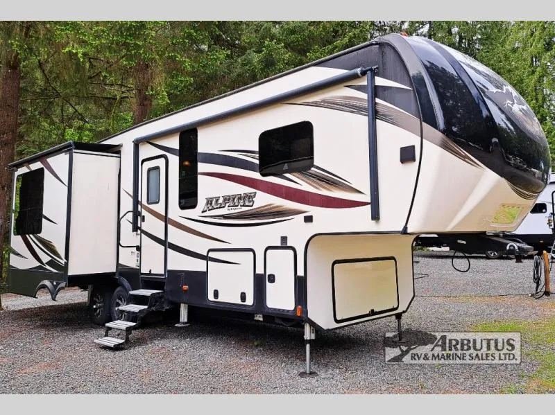 2016 Keystone Alpine 3100RL - Main photo