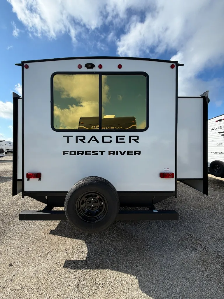 2027 Forest River Tracer 286RL, Photos photo 3