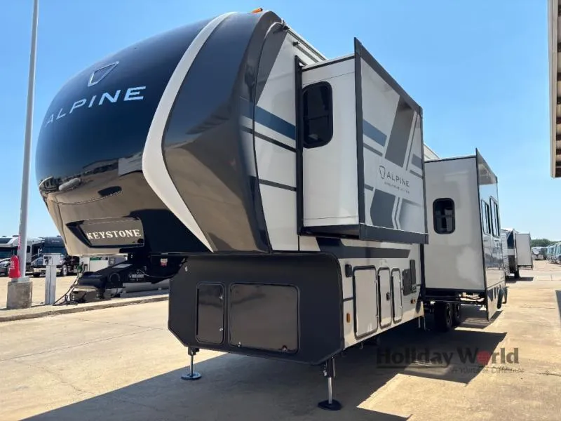 2026 Keystone Alpine Avalanche Edition 366LS - Photo 3