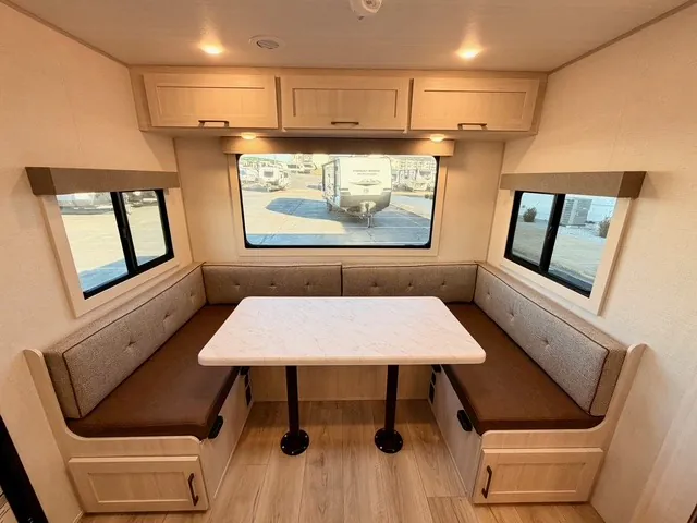2027 Forest River Grand Surveyor 253RLS, Photos photo 24