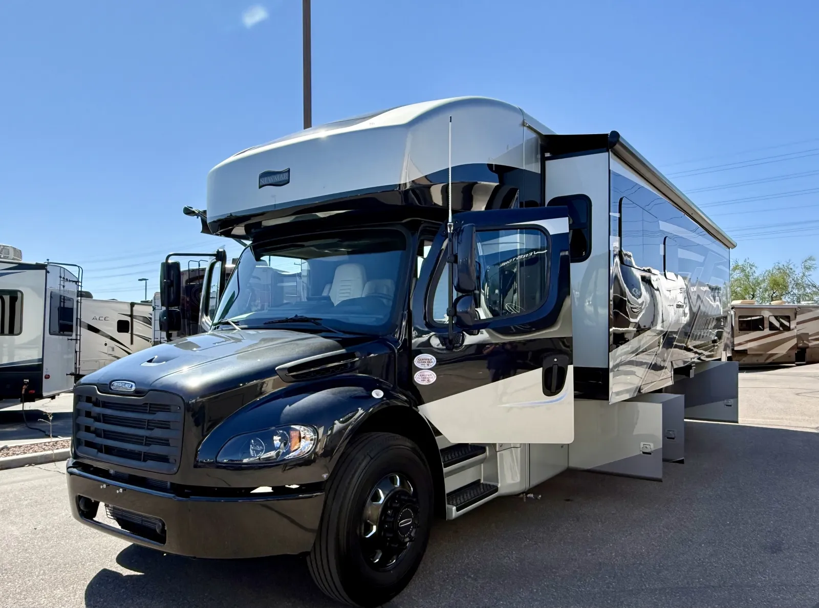 2026 Newmar Grand Star 3444 - Photo 3