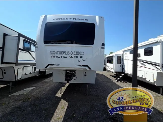 2026 Forest River Cherokee Arctic Wolf 38LEAHG - Photo 3