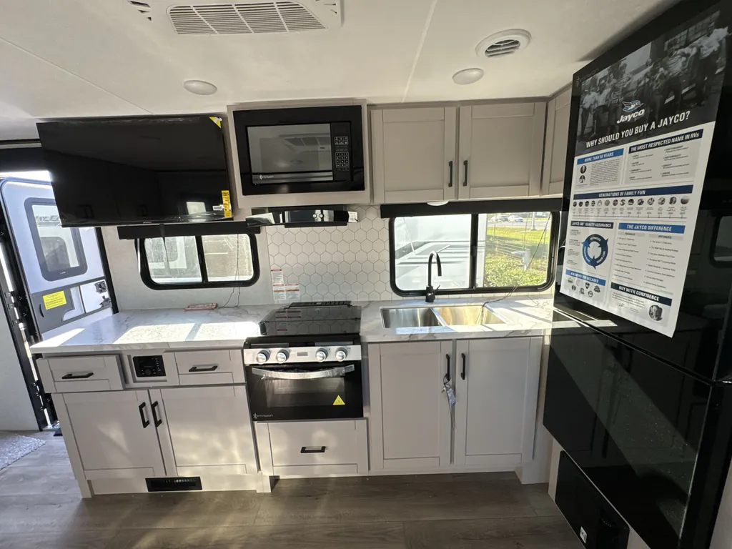 2026 Jayco Jay Feather 29QBH, Photos photo 5