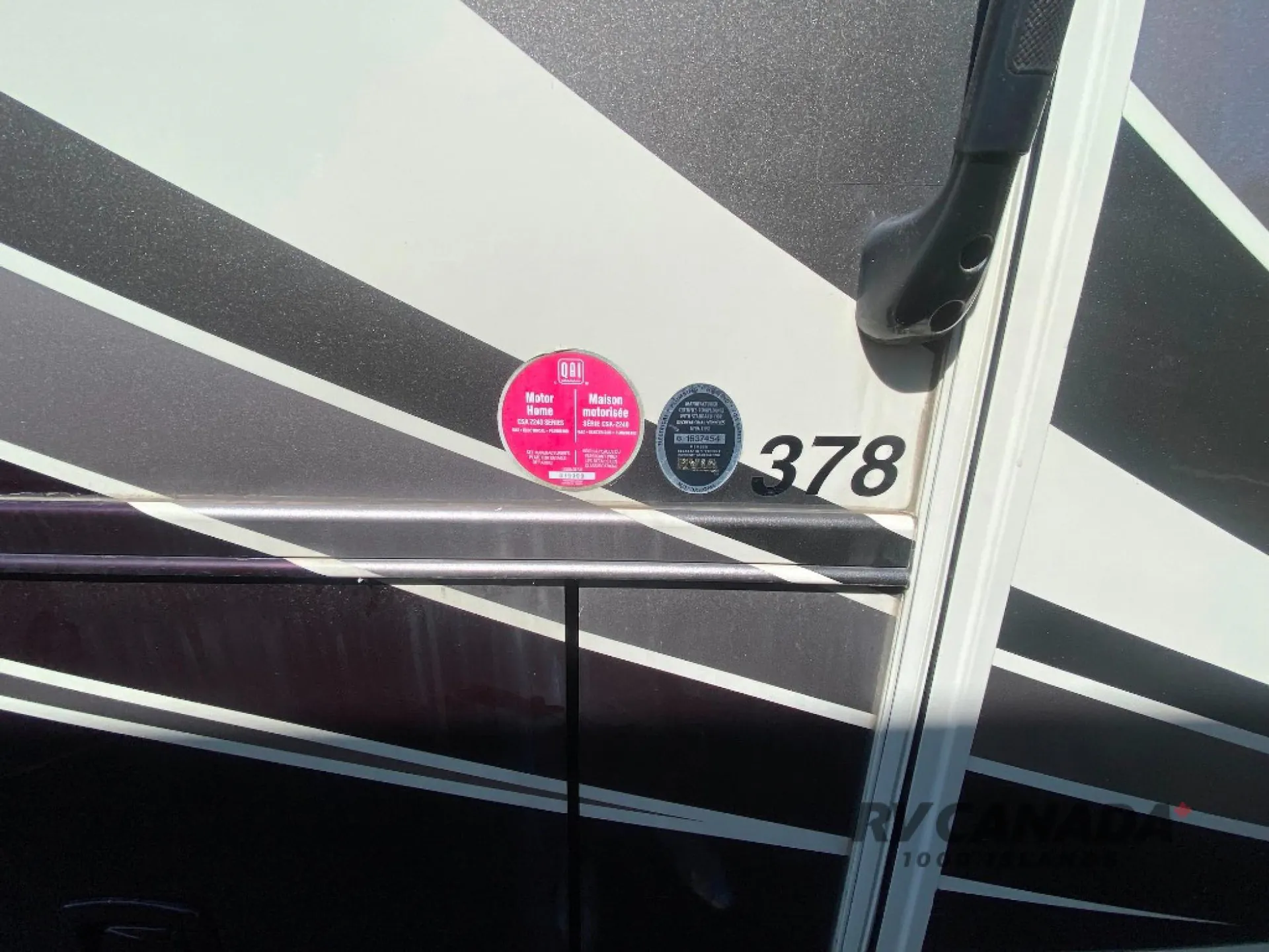2018 Forest River Georgetown XL 378TS — Photo 6