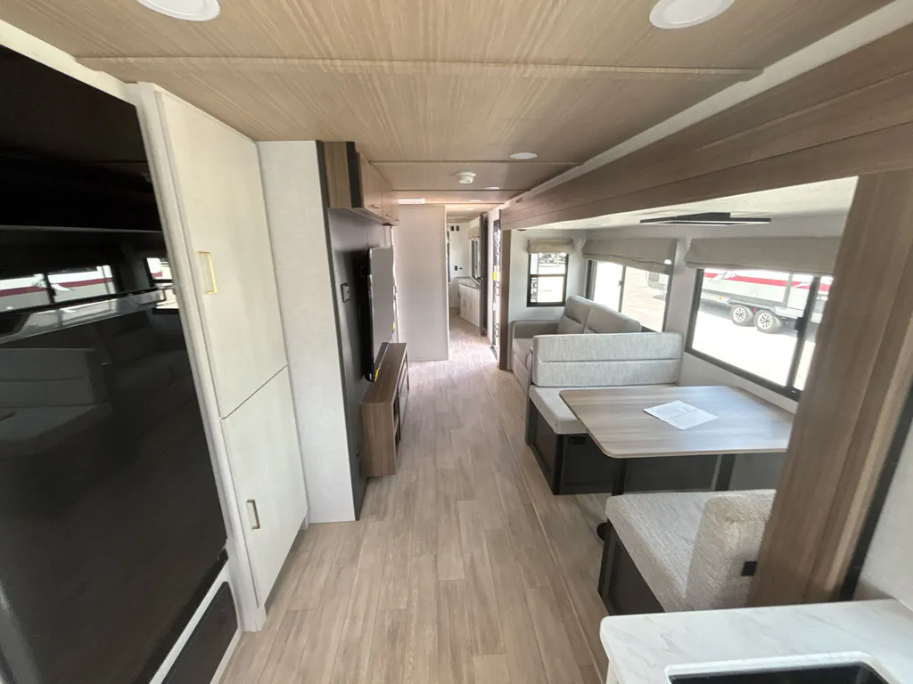 2027 Forest River Vibe 3400SB, Photos photo 3