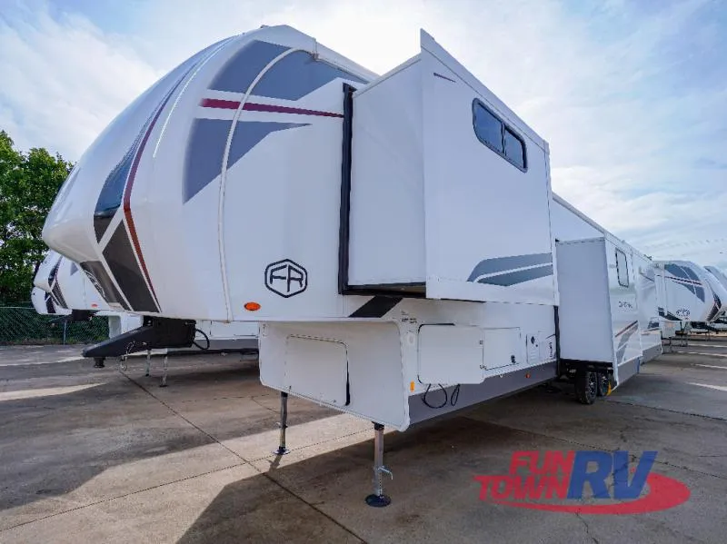 2026 Forest River Cardinal 34CRIB - Photo 3