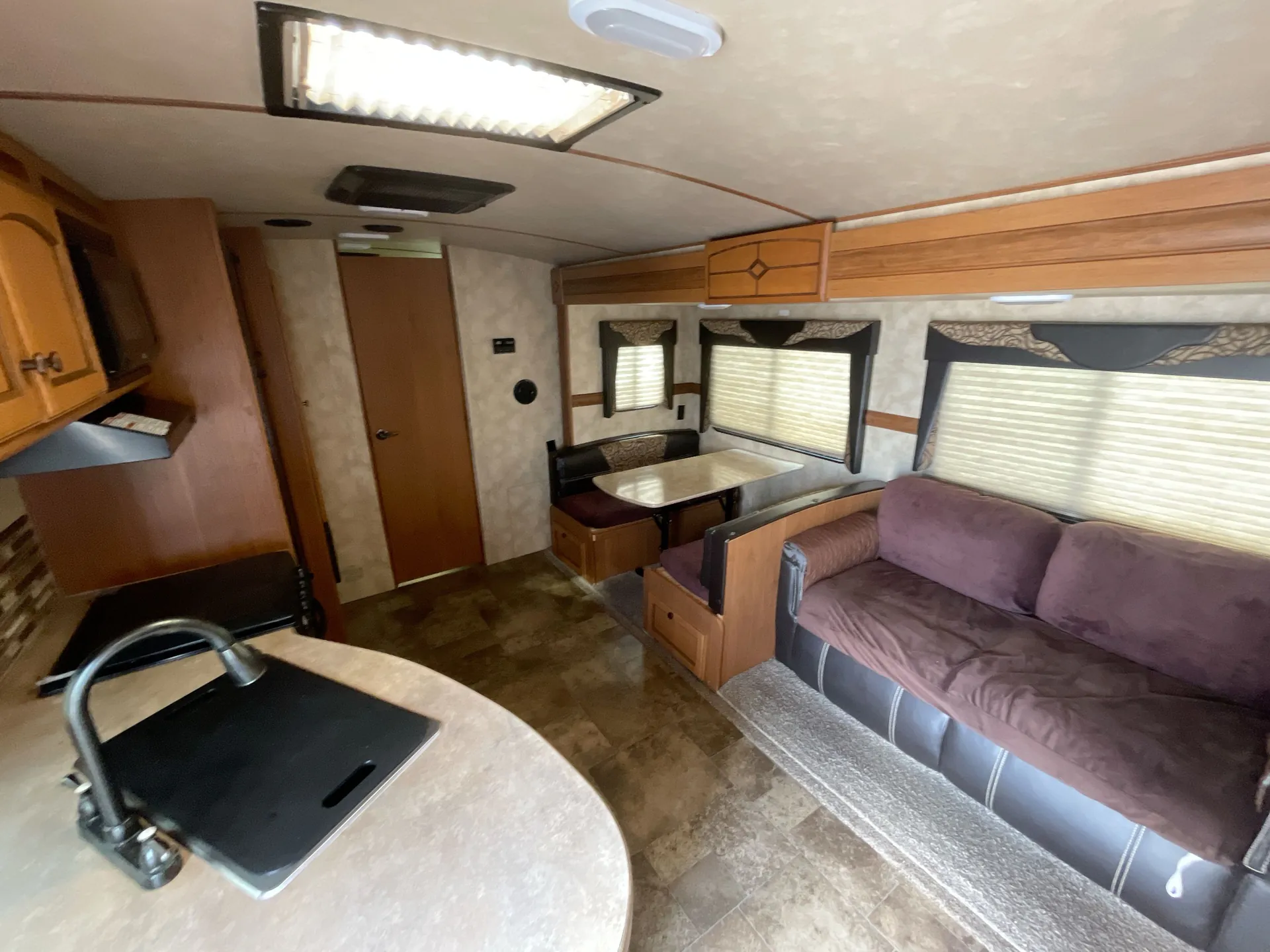 2016 CrossRoads Sunset Trail Super Lite 250RB — living area main