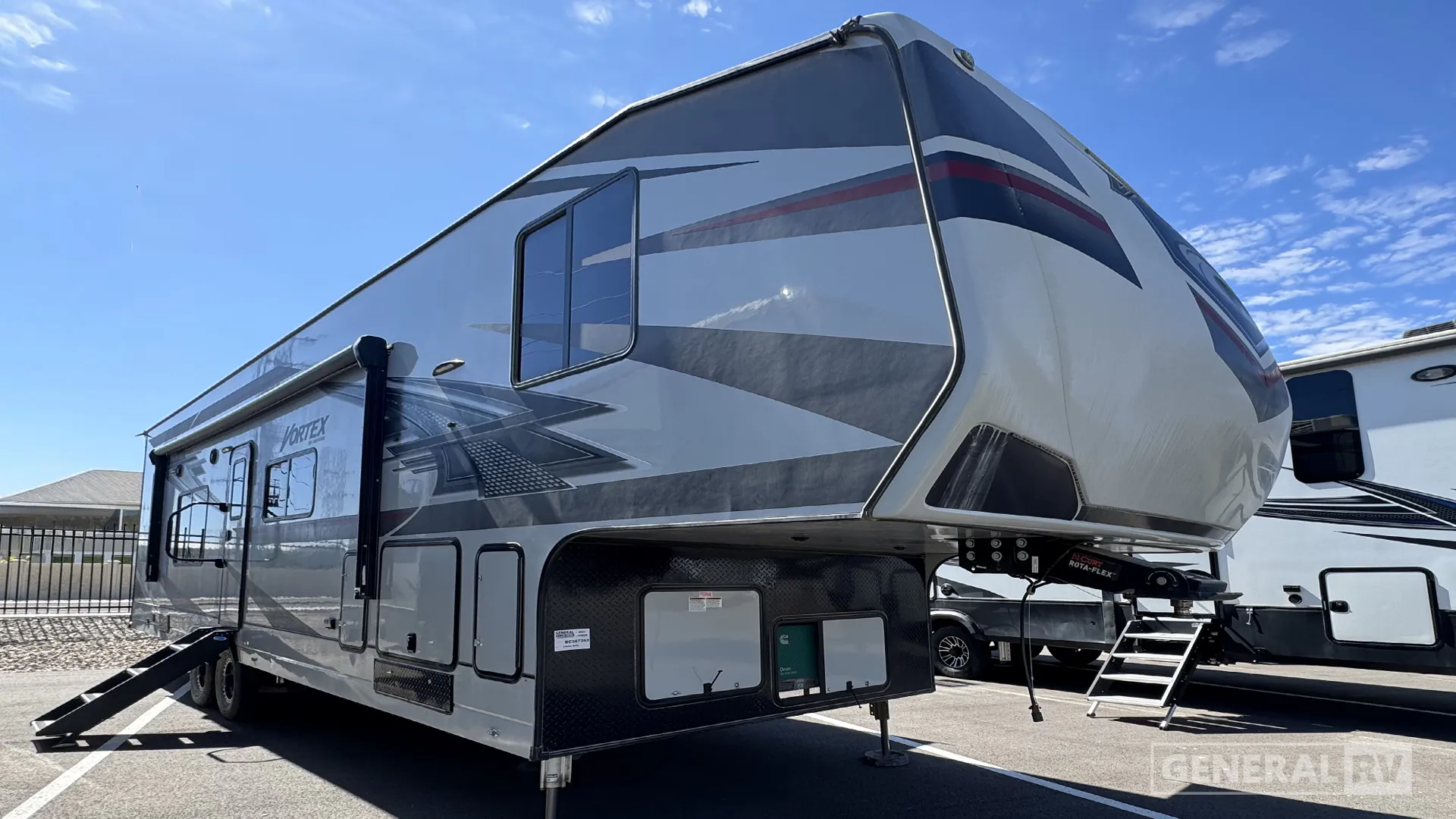 2023 Genesis Supreme Vortex 3817V - Photo 2