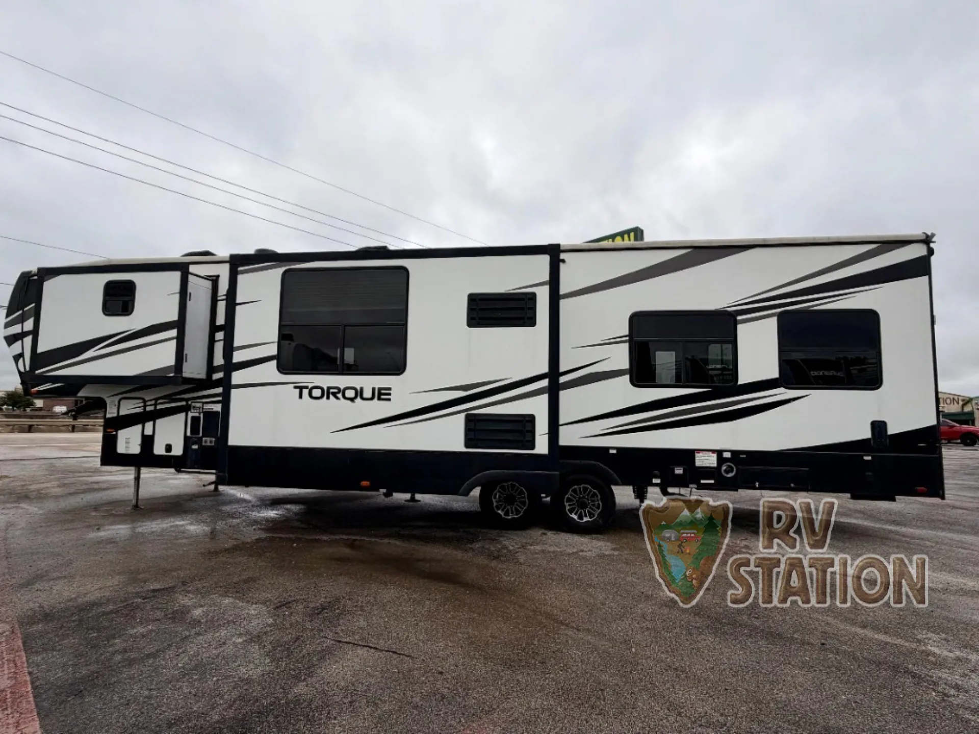 2021 Heartland Torque TQ 371 - Photo 4