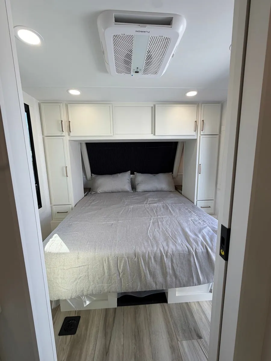 2027 Brinkley Model I 290, Photos photo 14