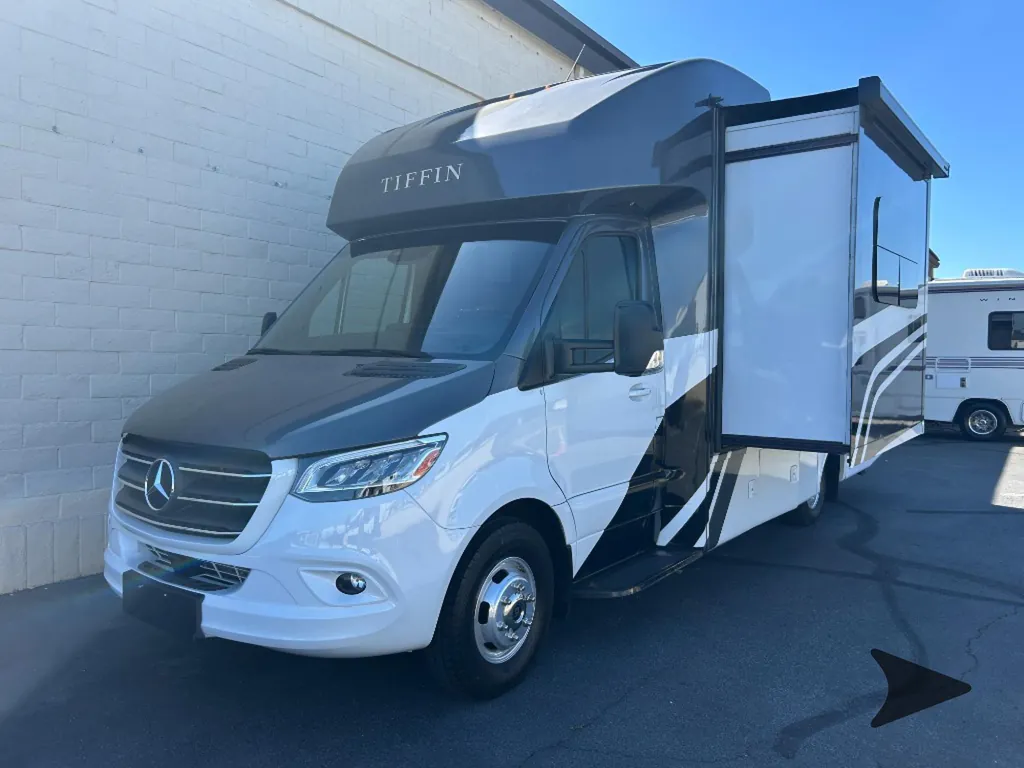 2023 Tiffin Wayfarer 25 JW, Photos photo 4