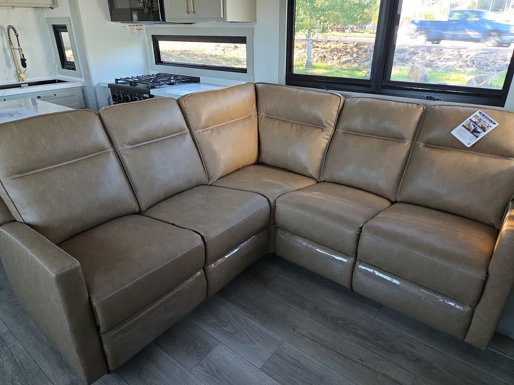 2026 Brinkley Model G 3970, Photos photo 14